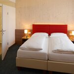 Photo of Double room, shower, toilet, wheelchair accessible